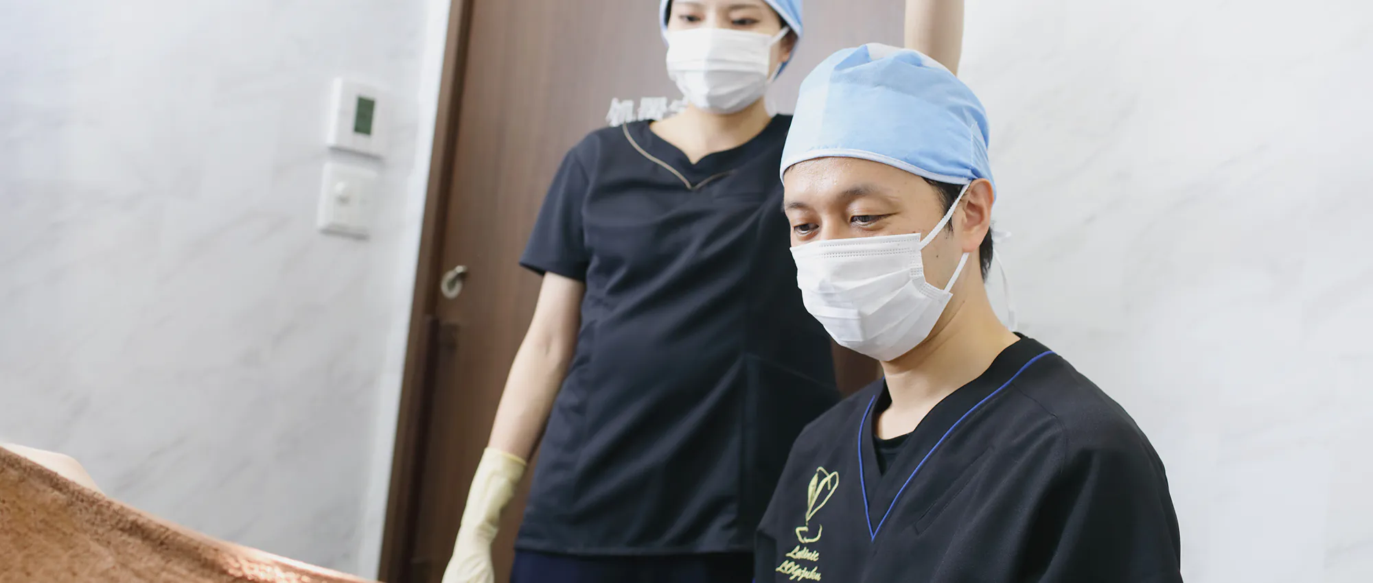 女性の健康とこれからの未来のために Ladies clinic LOG原宿 婦人科・美容医療 月～土曜診療ＷＥＢ予約24ｈ受付中 ピル郵送対応 オンライン診療に対応 日帰り手術に対応 原宿駅徒歩7分明治神宮前駅徒歩3分